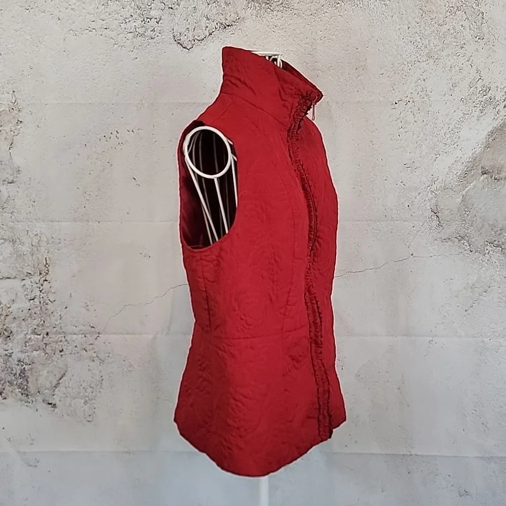 Dressbarn floral quilted vest - red Women's Size S